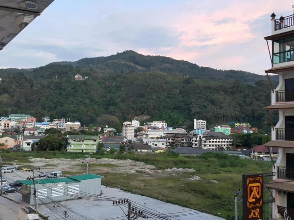 อิลมาเร่ป่าตองเพลส Hotel Patong ภายนอก รูปภาพ