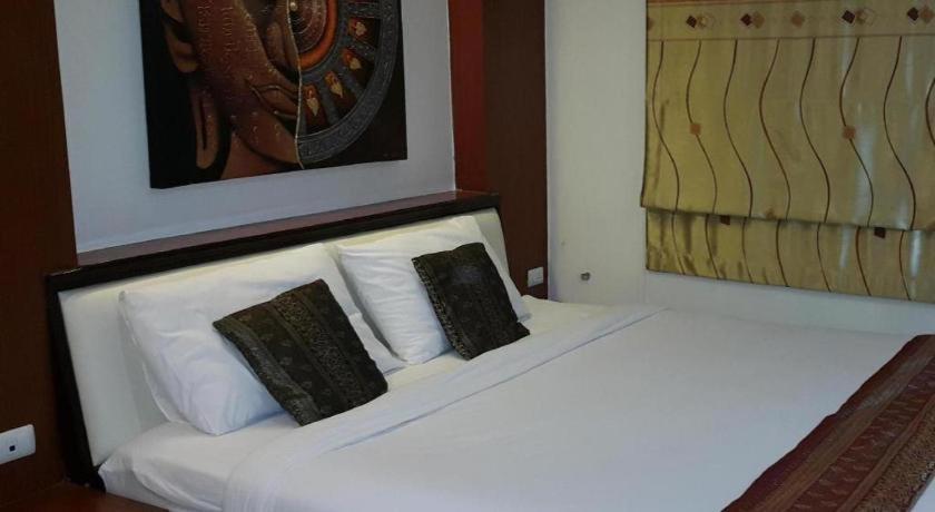 อิลมาเร่ป่าตองเพลส Hotel Patong ภายนอก รูปภาพ