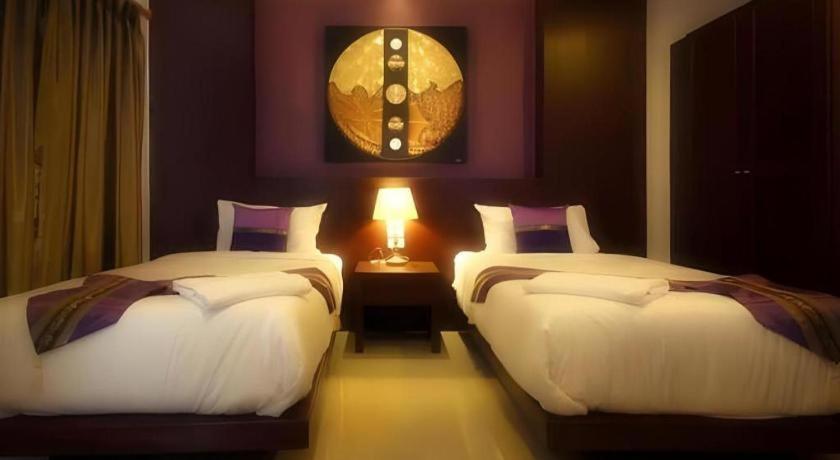 อิลมาเร่ป่าตองเพลส Hotel Patong ภายนอก รูปภาพ