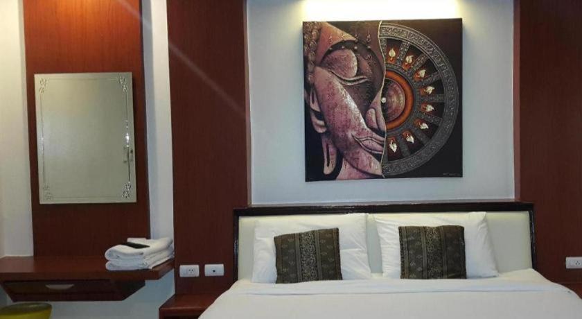 อิลมาเร่ป่าตองเพลส Hotel Patong ภายนอก รูปภาพ